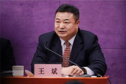 商务部：研究出台稳定汽车消费的政策措施