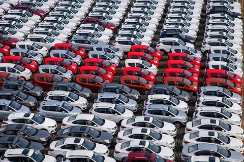3月汽车经销商库存预警指数为59.3%，环比下降近三成