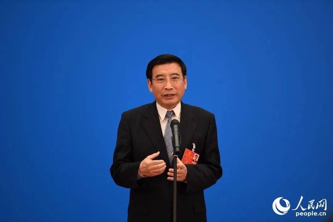 2020全国两会 || “部长通道”再开启！苗圩：放开代工、鼓励换电、推动5G应用