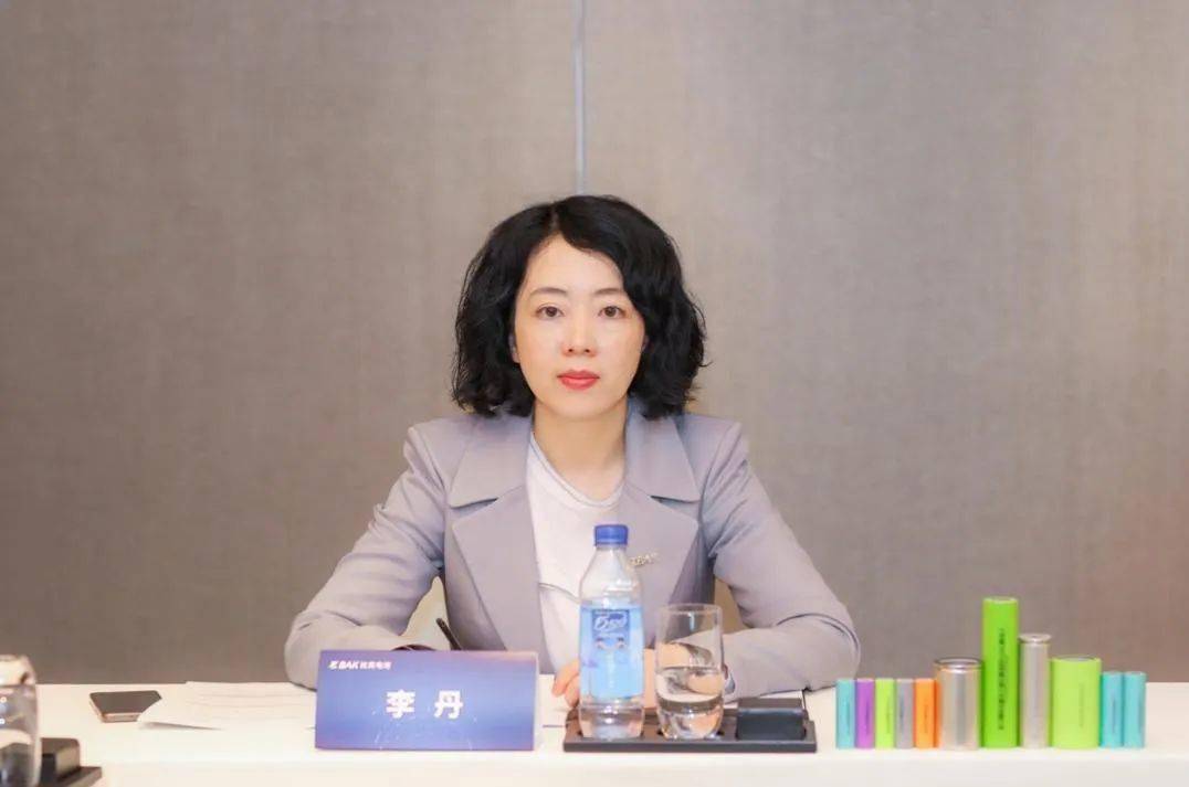 比克电池副总裁李丹：大圆柱电芯将作为高端车型主打产品
