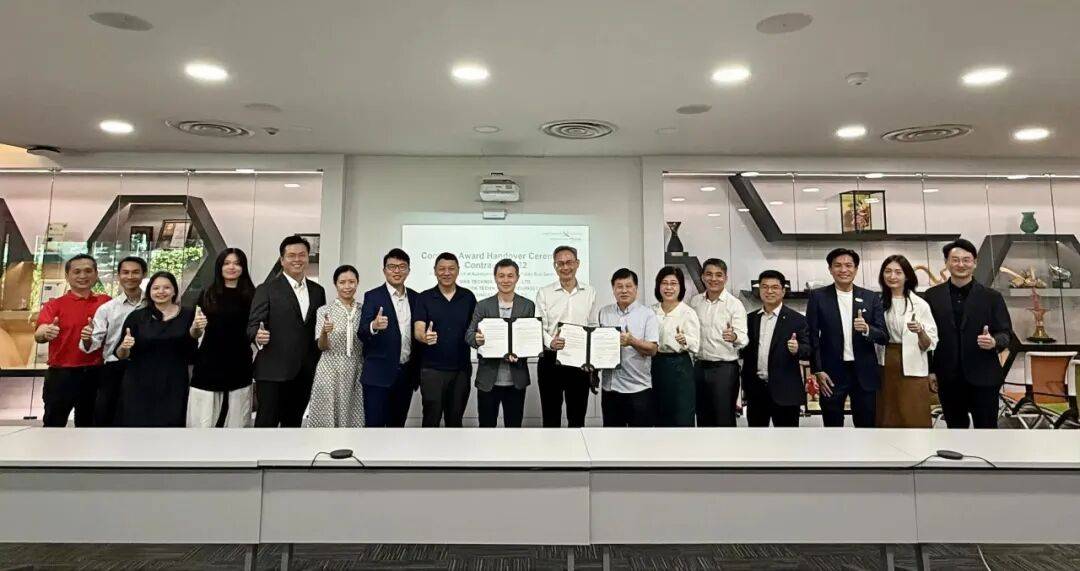 比亚迪成功中标新加坡首个L4级智驾巴士试点项目