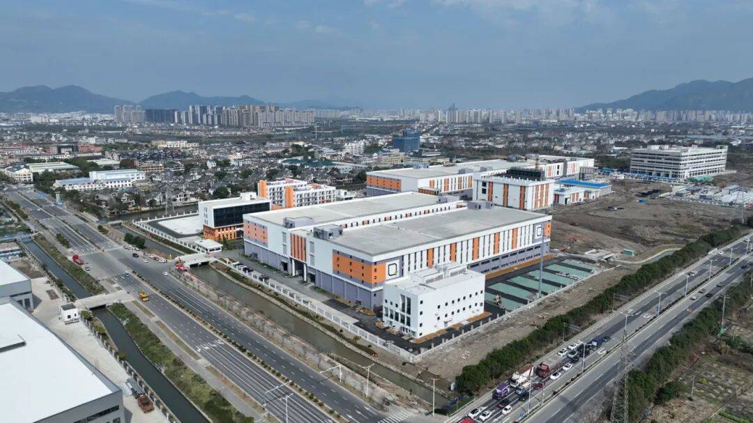 台州清陶能源固态电池生产线正式投产