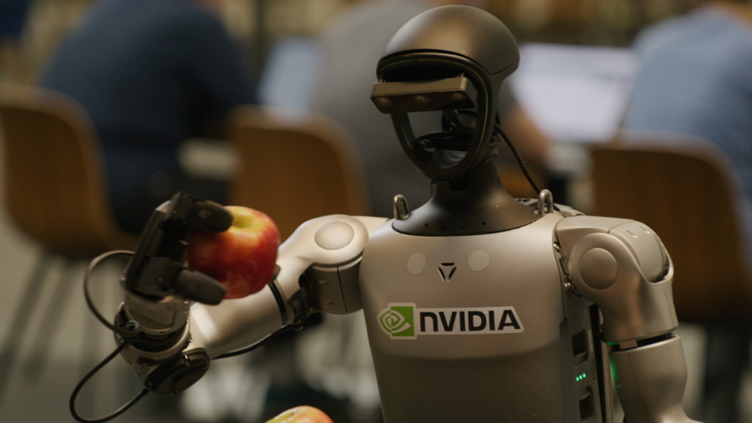 NVIDIA 利用全新开源模型与仿真库加速机器人研发进程
