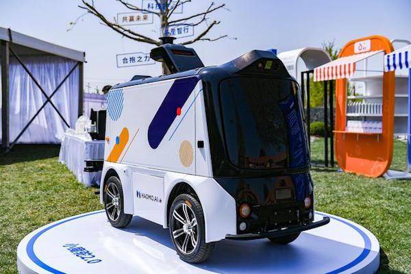 疫情加快自动驾驶末端配送商业化步伐