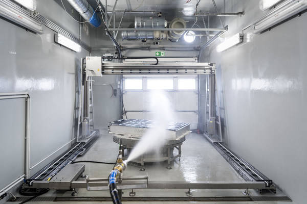 TUV莱茵建立电动汽车动力电池测试中心 TUV莱茵建立电动汽车动力电池测试中心