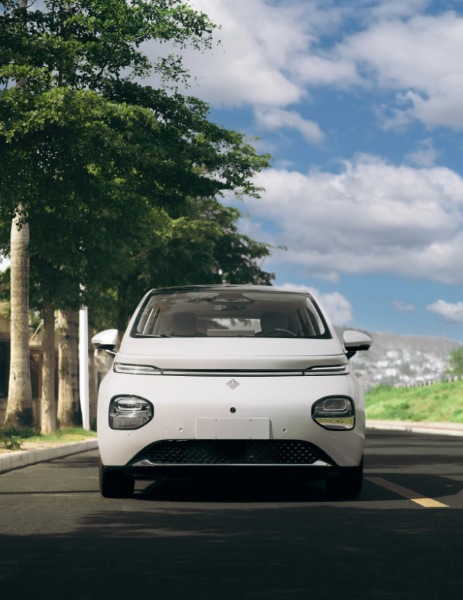 宝骏纯电新车“云朵”信息公开:无模组电池、大疆车载系统,15 万元以内预计 6 月预售 图片 6