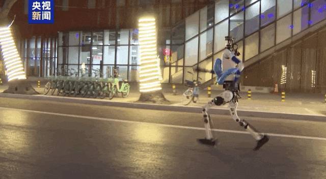 机器人将跑得比人快?巨力自动化扁线电机助力人形机器人跑出10m/s !