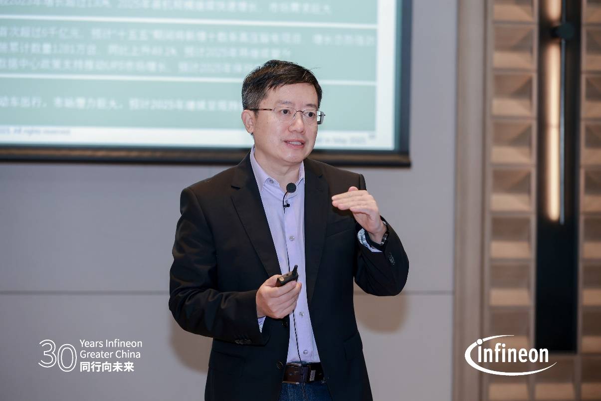 A person in a suit giving a presentation AI-generated content may be incorrect.