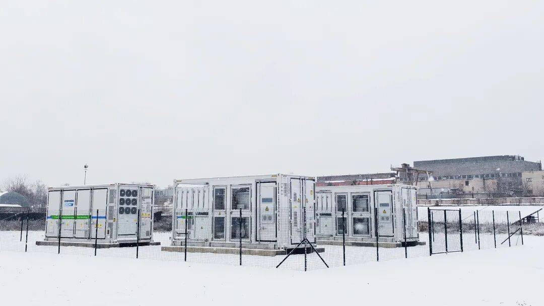 昆宇电源拉脱维亚储能项目成功完成调试