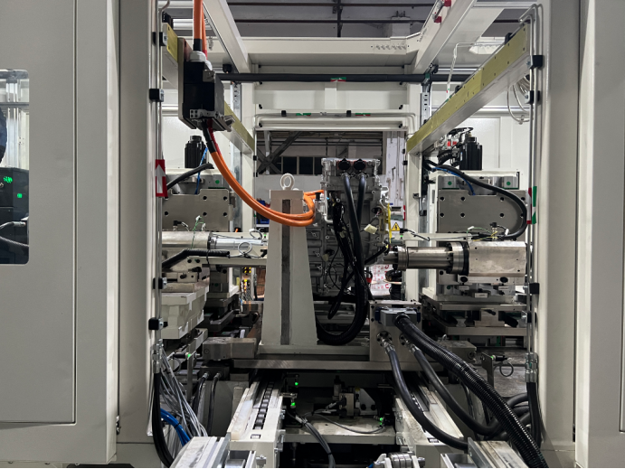 【NE快讯】重庆青山新品总成下线检测台首台样机下线；禾赛和英伟达合作再深化；孚能科技获广汽集团动力电池定点