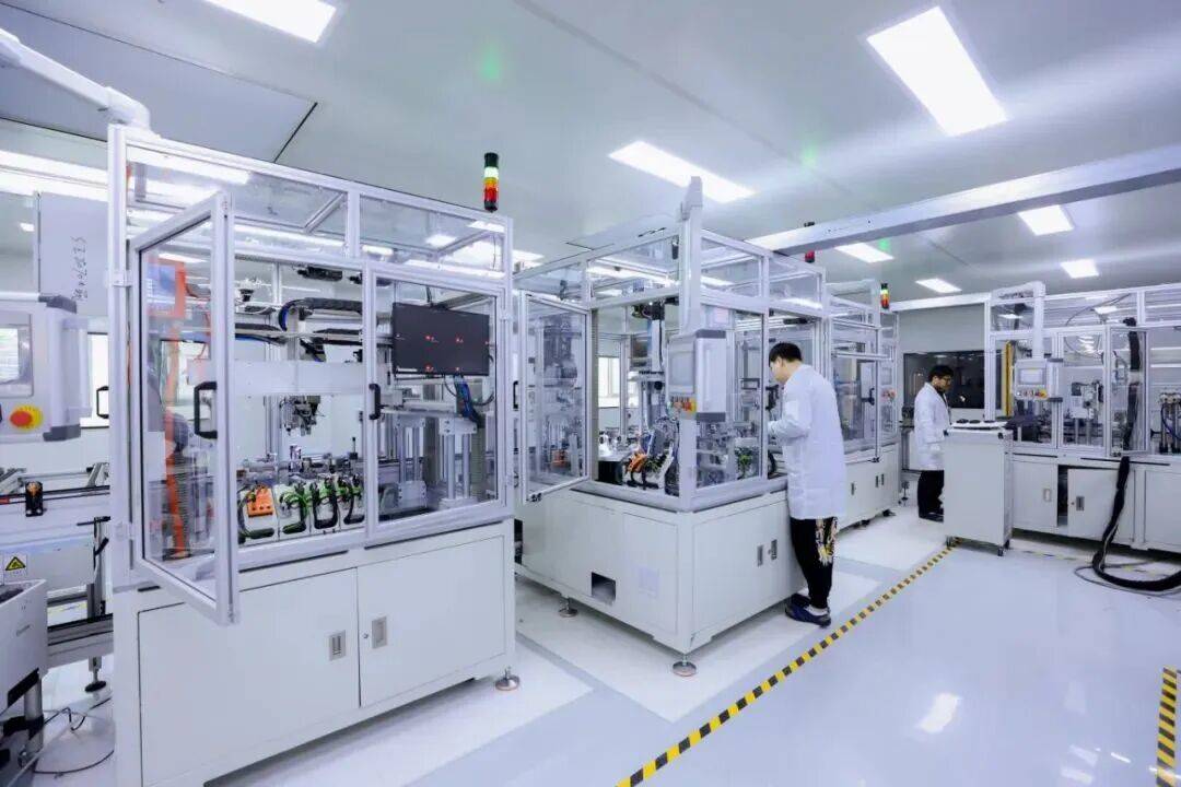 意优科技全球首条机器人关节自动化产线投产