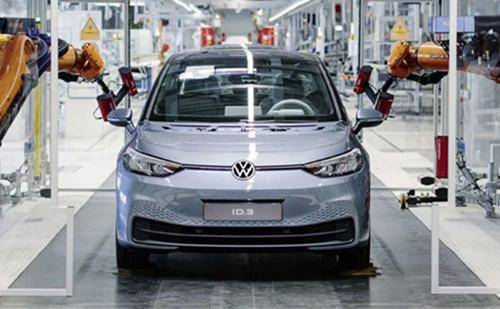 欧洲已成立 38 家电动汽车电池制造商，预计 2025 年将成为全球第二大供应地