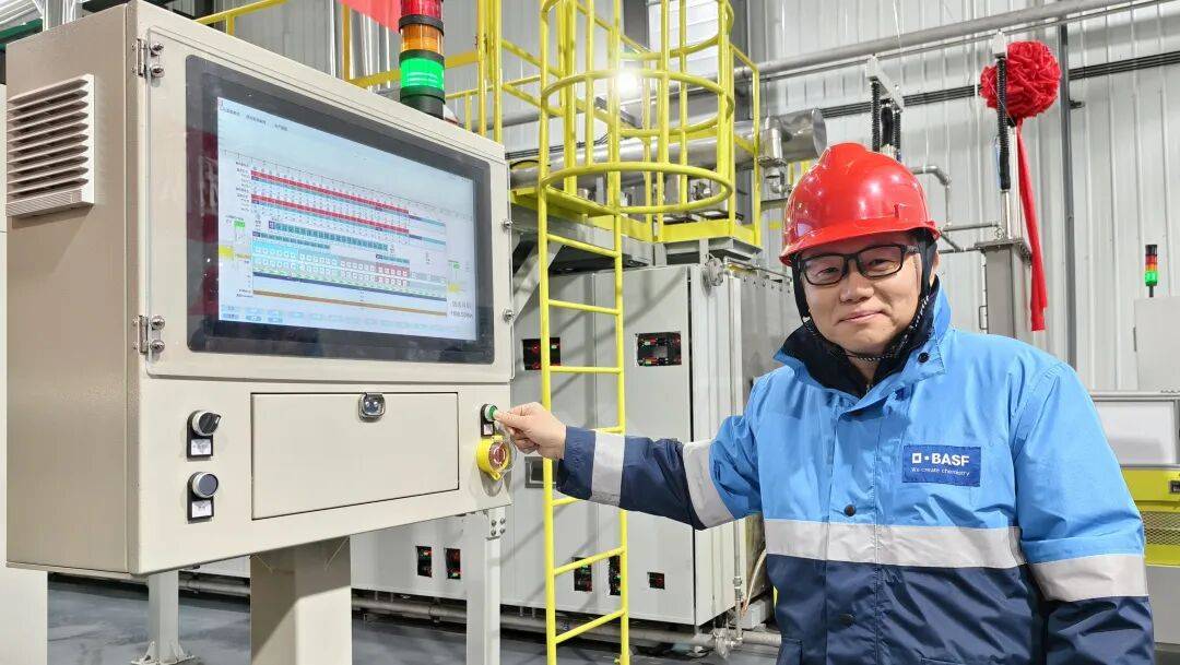研发能力再升级，巴斯夫杉杉新型钴酸锂实验线成功点火