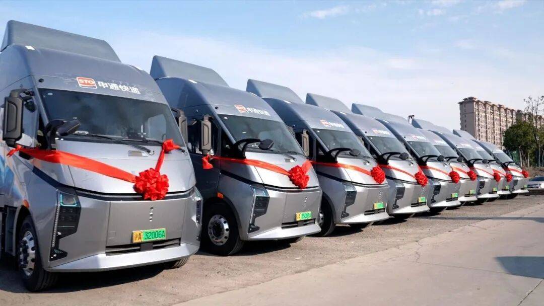 申通再增购百台深向重卡，时代电动分布式电驱桥规模化驶入快递干线